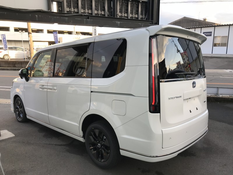 ホンダ ステップワゴンスパーダ 11枚目