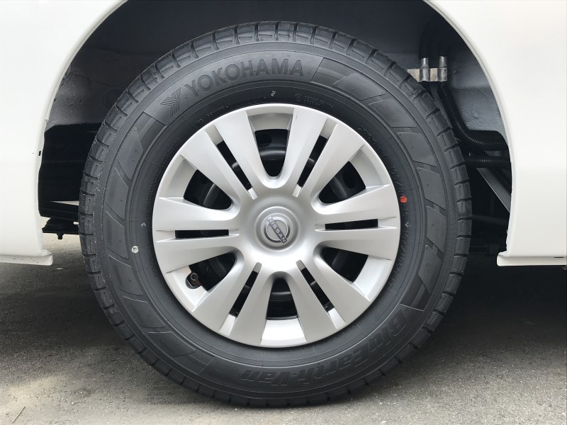 ニッサン キャラバン 10枚目