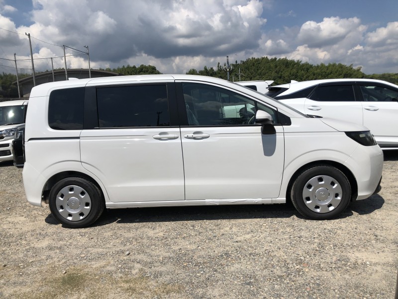 ホンダ フリード 3枚目