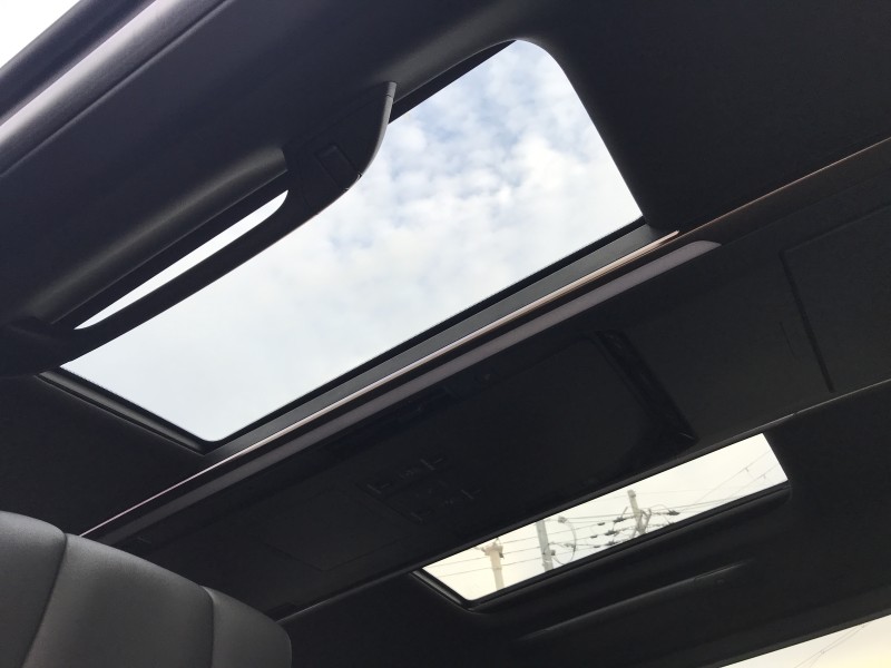 トヨタ ヴェルファイア 9枚目