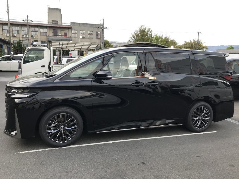 トヨタ ヴェルファイア 11枚目