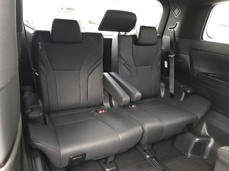 トヨタ ヴェルファイア 15枚目