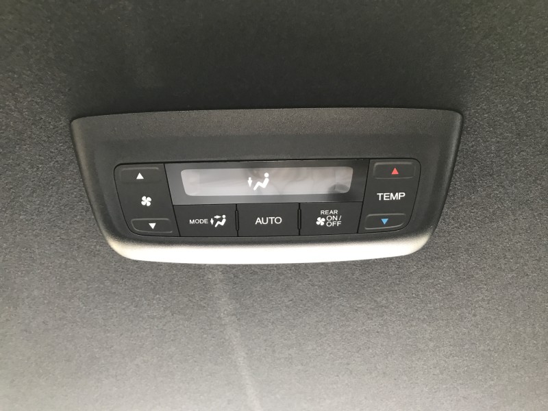 ホンダ ステップワゴンスパーダ 18枚目