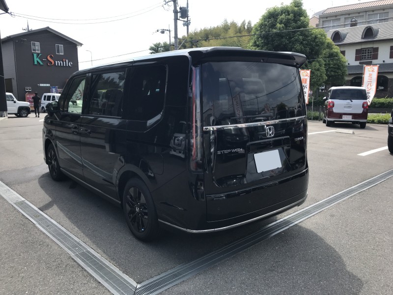 ホンダ ステップワゴンスパーダ 4枚目