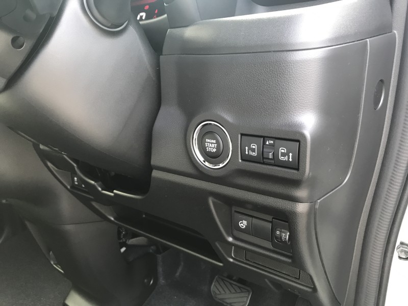 スズキ スペーシア 17枚目