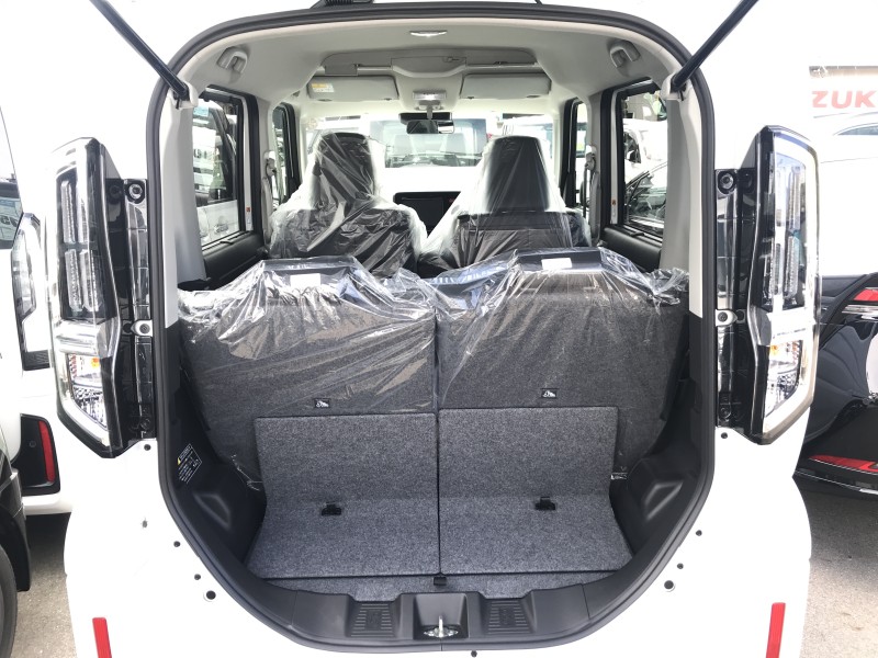 スズキ スペーシア 6枚目