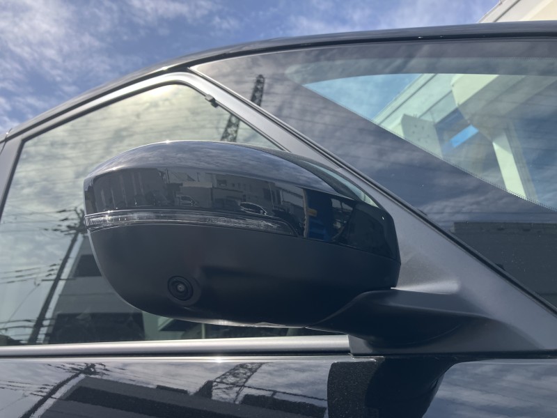 ニッサン セレナ 3枚目