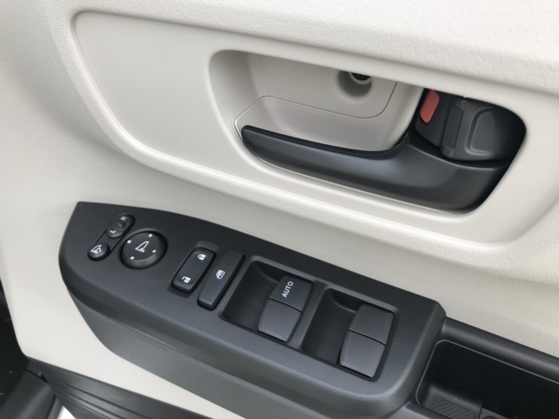 ホンダ N BOX 18枚目