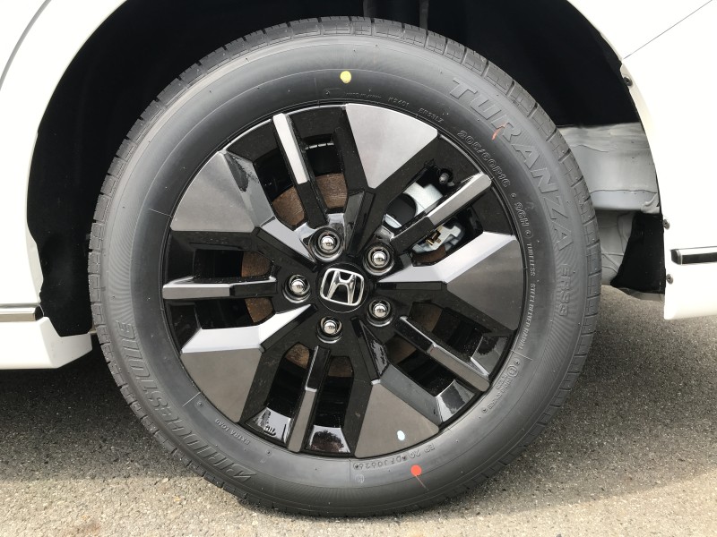 ホンダ ステップワゴンスパーダ 10枚目