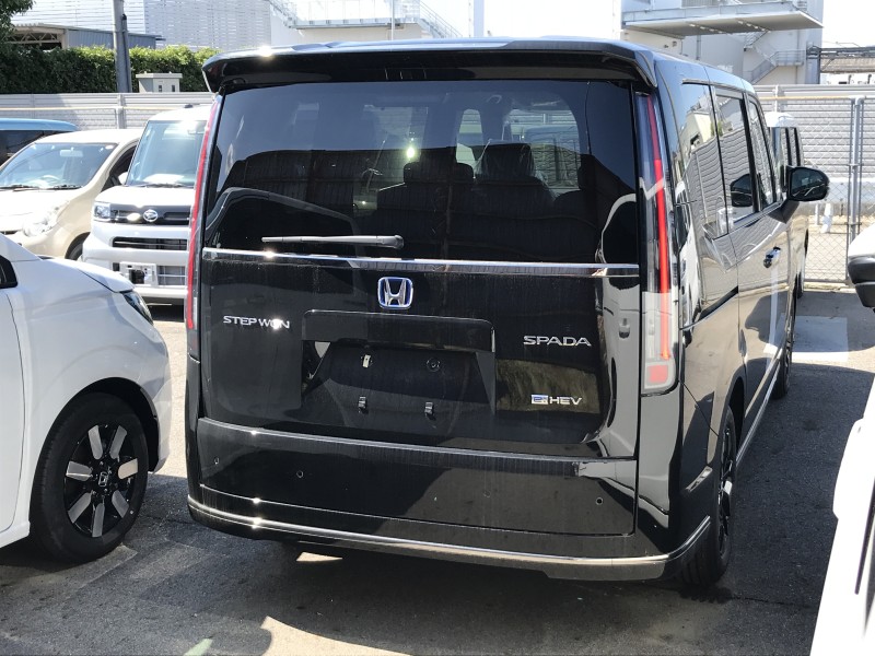 ホンダ ステップワゴンスパーダ 4枚目