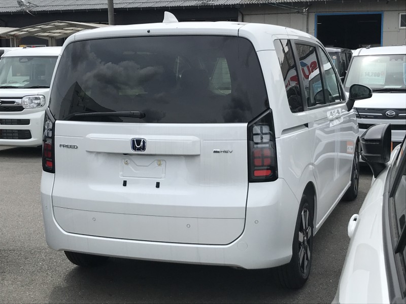 ホンダ フリード 4枚目