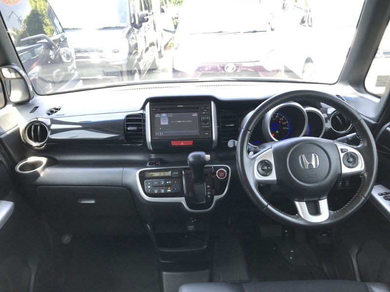ホンダ N BOX 13枚目