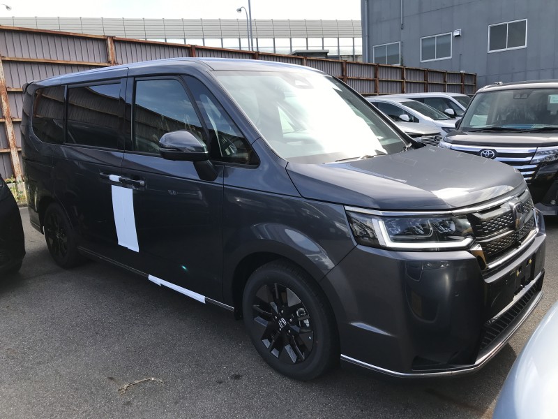 ホンダ ステップワゴンスパーダ 3枚目