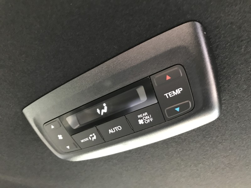 ホンダ ステップワゴンスパーダ 8枚目