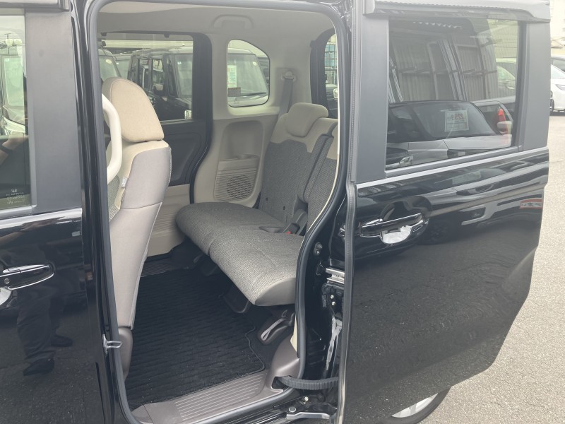 ホンダ N BOX 12枚目