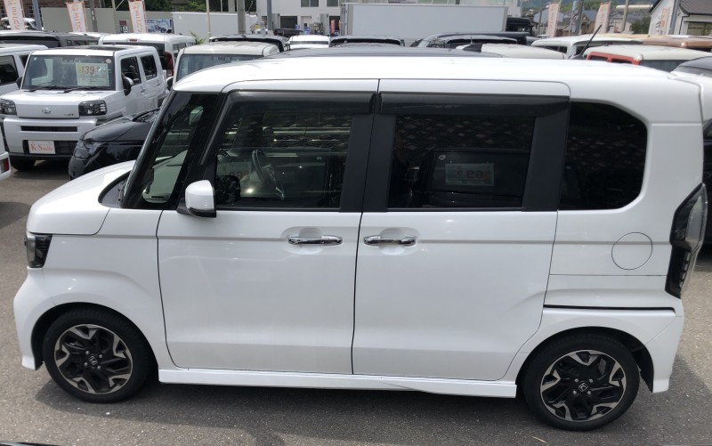 ホンダ N BOX 3枚目