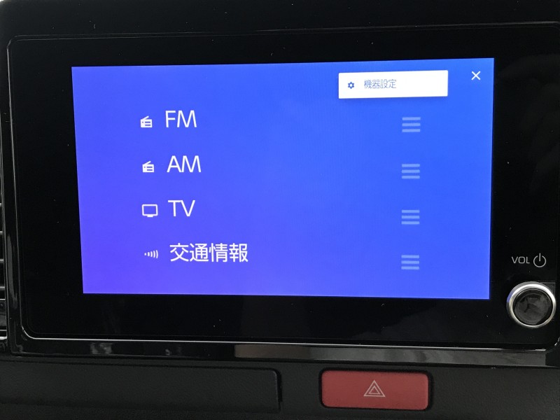 トヨタ ハイエース 3枚目