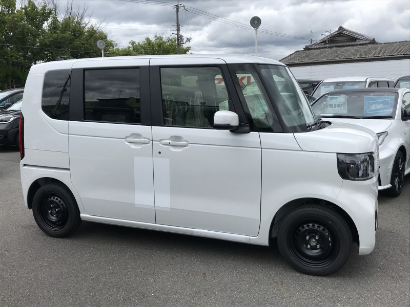 ホンダ N BOX 13枚目