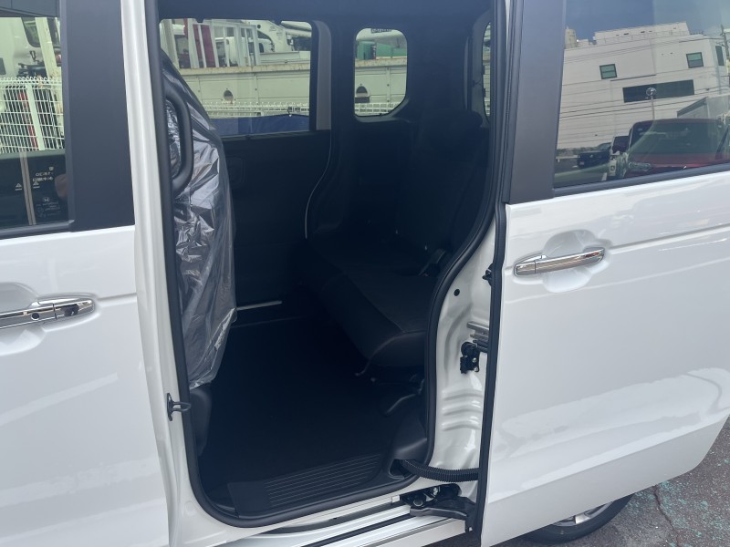 ホンダ N BOX 10枚目