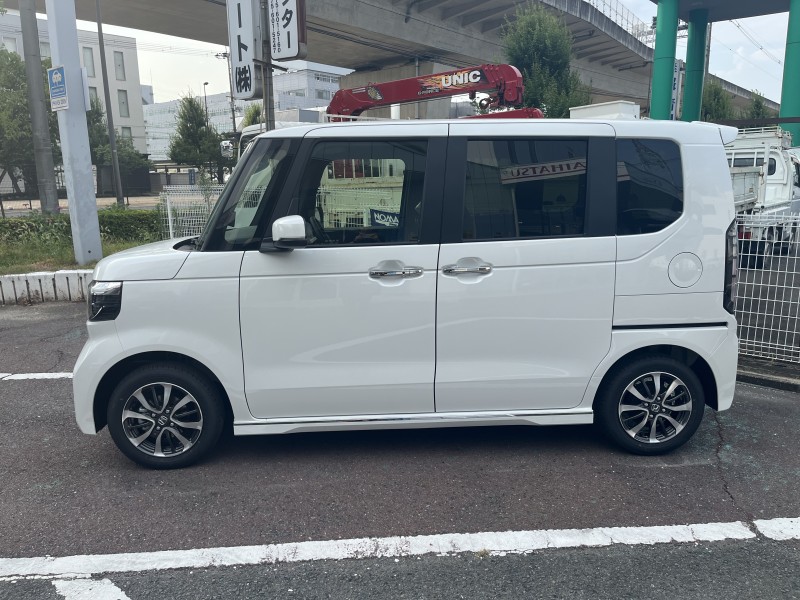 ホンダ N BOX 18枚目