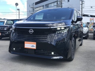 ニッサン エルグランド