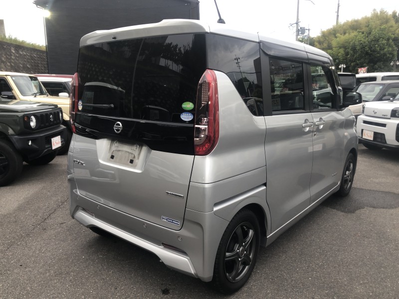 ニッサン ルークス 4枚目