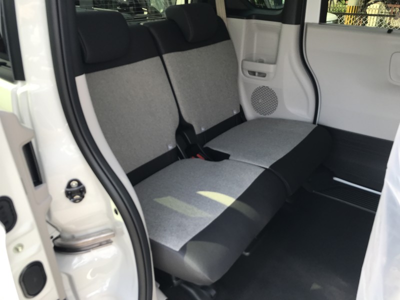 ホンダ N BOX 11枚目