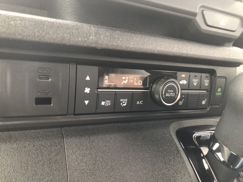 ホンダ N BOX 18枚目