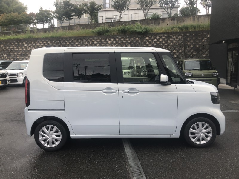 ホンダ N BOX 3枚目