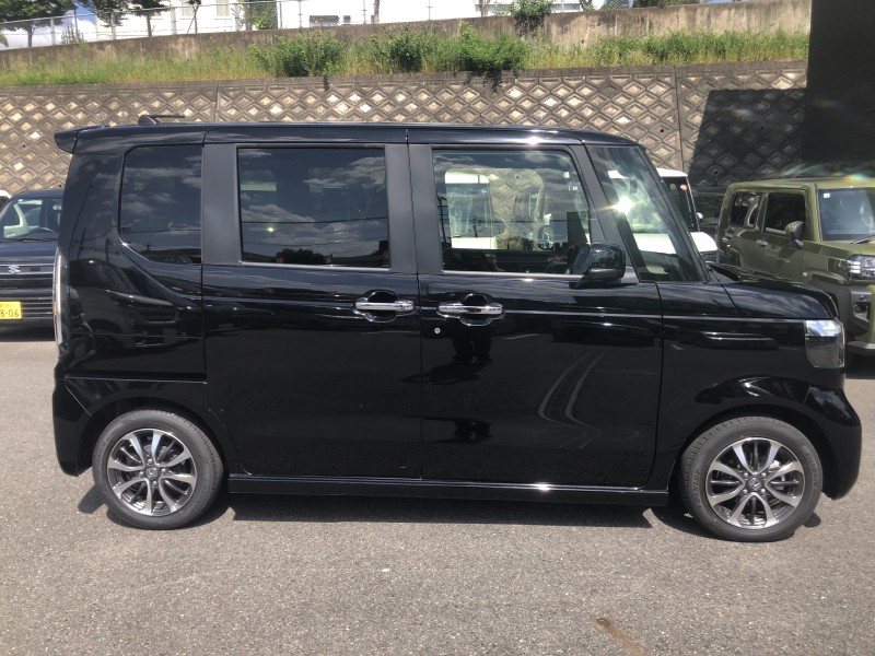 ホンダ N BOX 3枚目