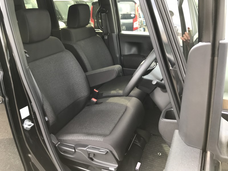 ホンダ N BOX 10枚目
