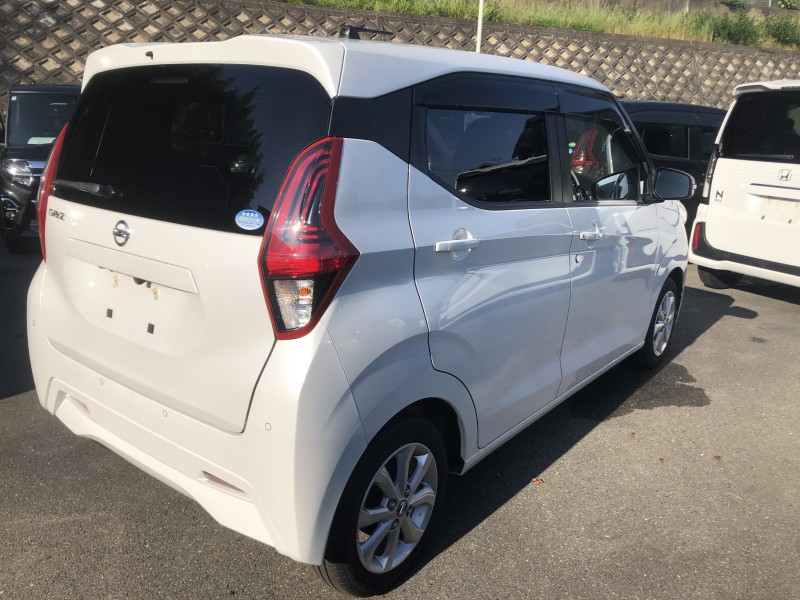 ニッサン デイズ 4枚目