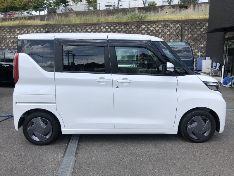 ニッサン ルークス 3枚目