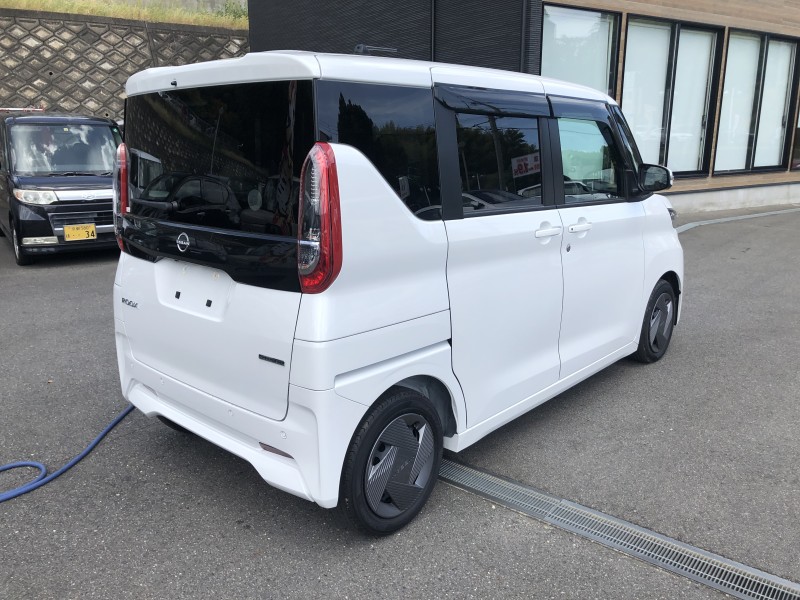 ニッサン ルークス 4枚目