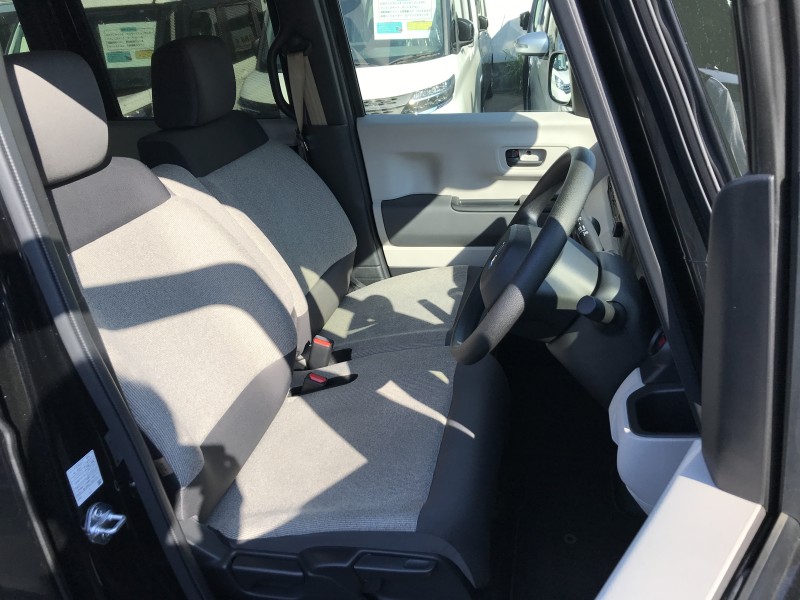 ホンダ N BOX 11枚目