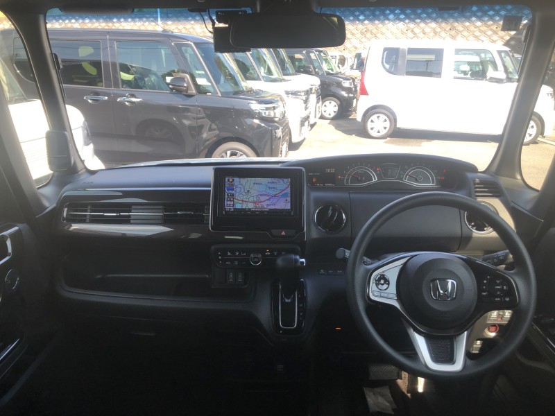 ホンダ N BOX 12枚目