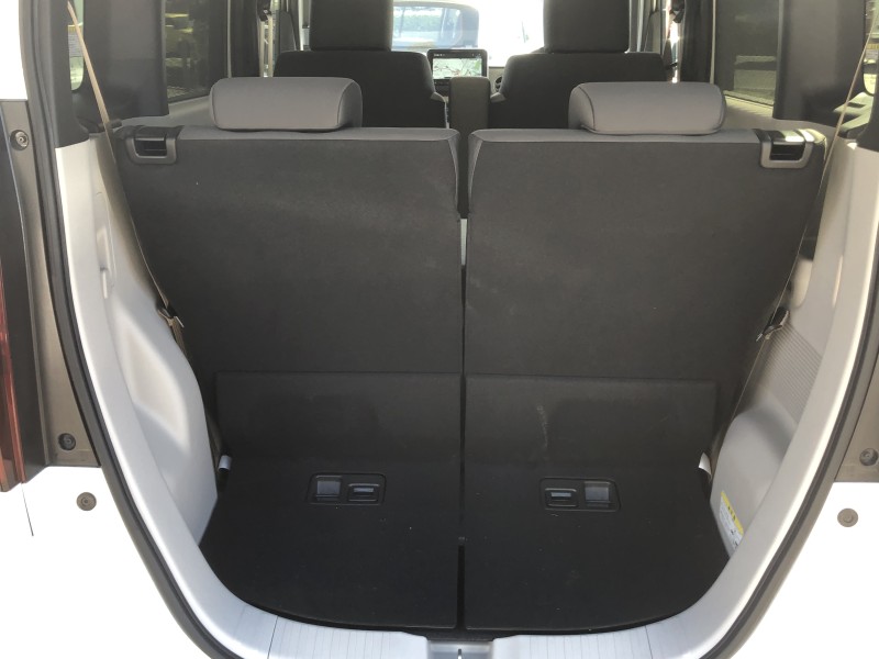 ホンダ N BOX 12枚目
