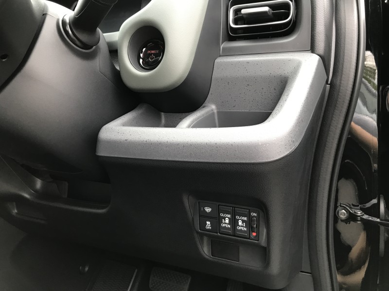 ホンダ フリード 16枚目