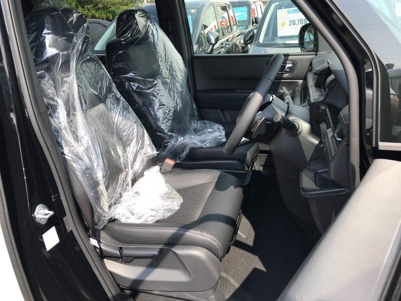 ホンダ ステップワゴンスパーダ 12枚目