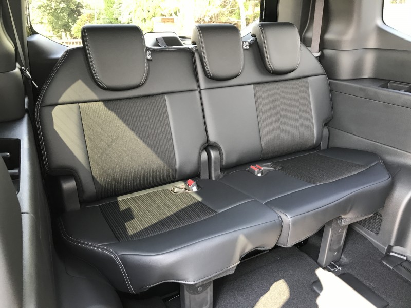 ホンダ ステップワゴンスパーダ 14枚目