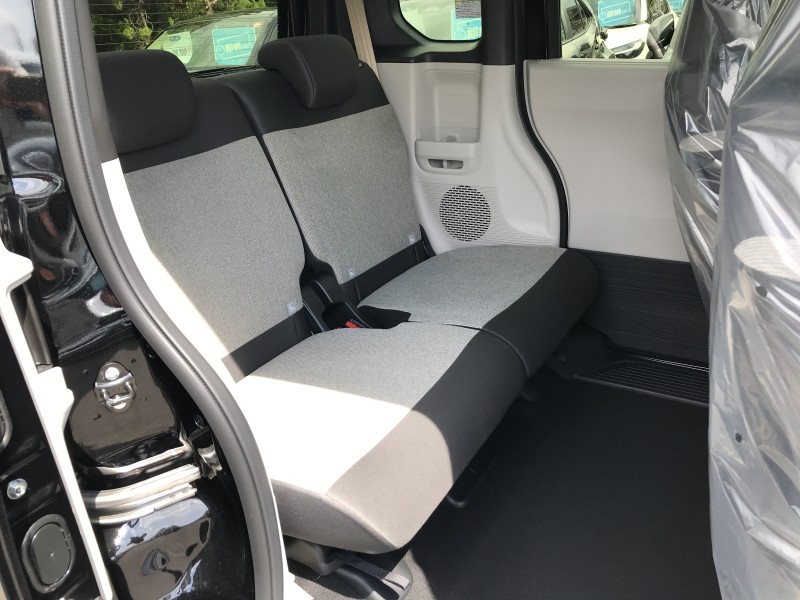 ホンダ N BOX 12枚目