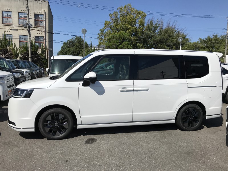 ホンダ ステップワゴンスパーダ 10枚目