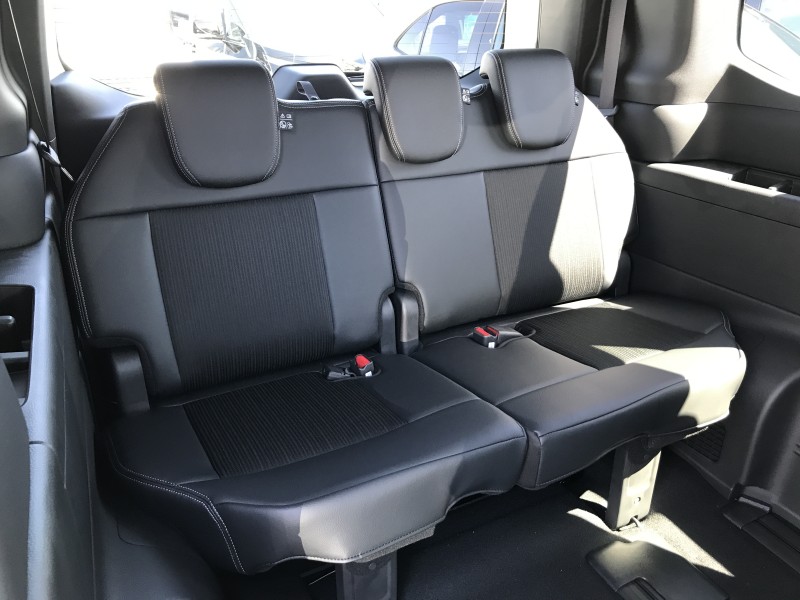 ホンダ ステップワゴンスパーダ 14枚目