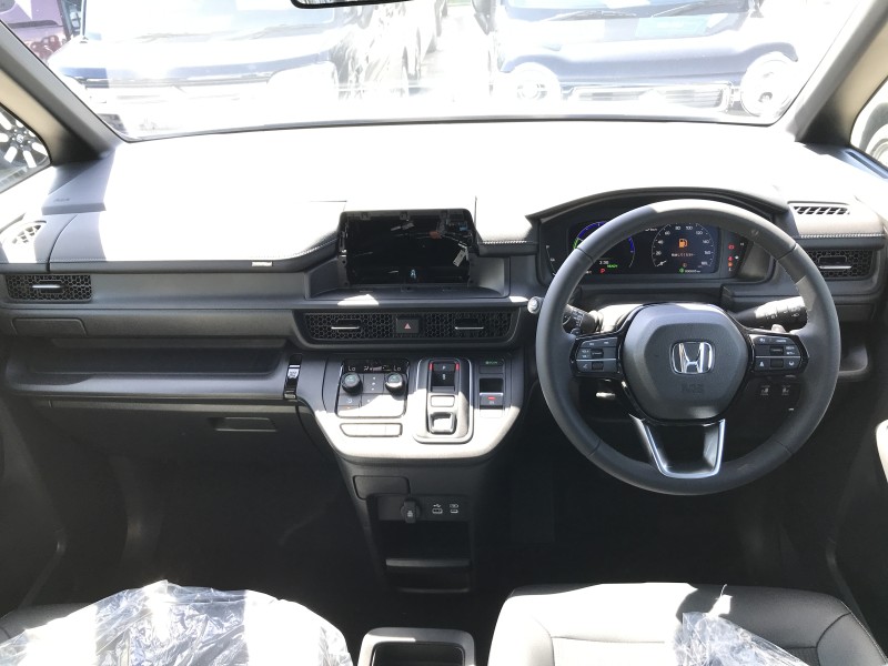 ホンダ ステップワゴンスパーダ 15枚目