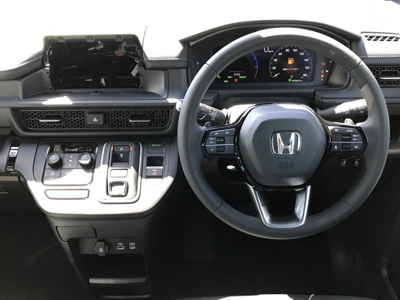 ホンダ ステップワゴンスパーダ 16枚目