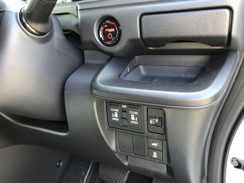 ホンダ ステップワゴンスパーダ 18枚目