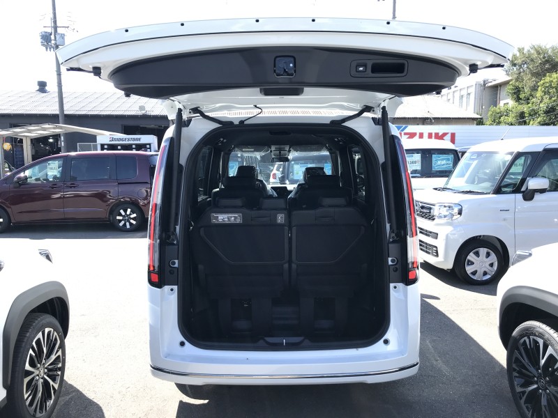 ホンダ ステップワゴンスパーダ 6枚目