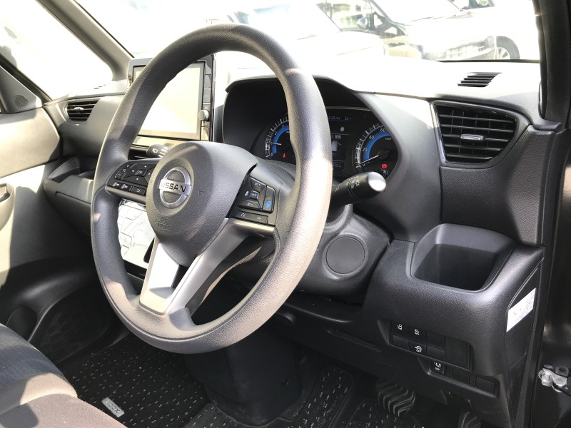 ニッサン ルークス 16枚目