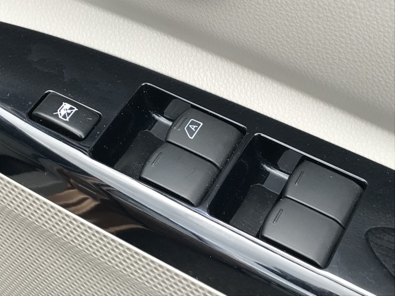 三菱 eKスペース 19枚目