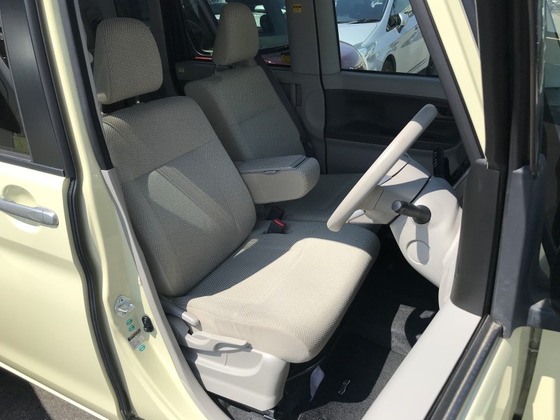 ダイハツ タント 11枚目